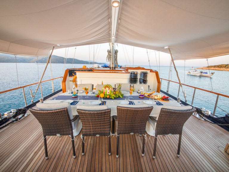 Yacht hire Bodrum cheap Dea Del Mare