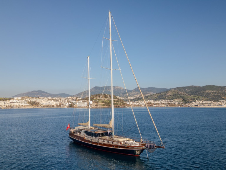 Sailboat to hire Bodrum at the best price