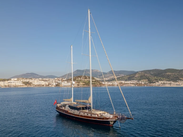 Sailboat to hire Bodrum at the best price