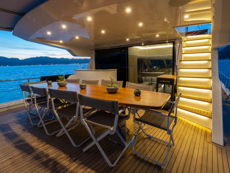 Charter a Custom Made Good Life in Piraeus on Samboat