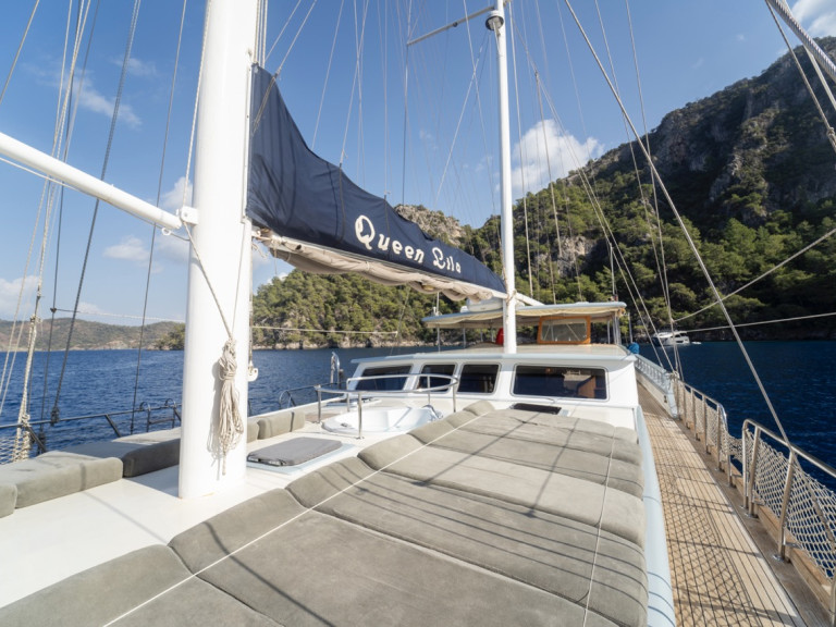 Sailboat to hire Fethiye at the best price