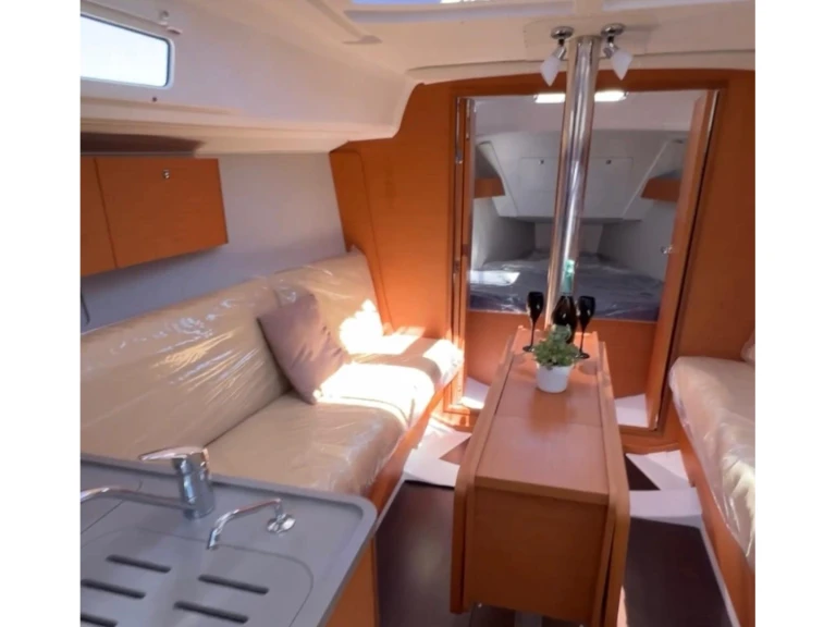 Yacht hire Furnari cheap Dufour 32