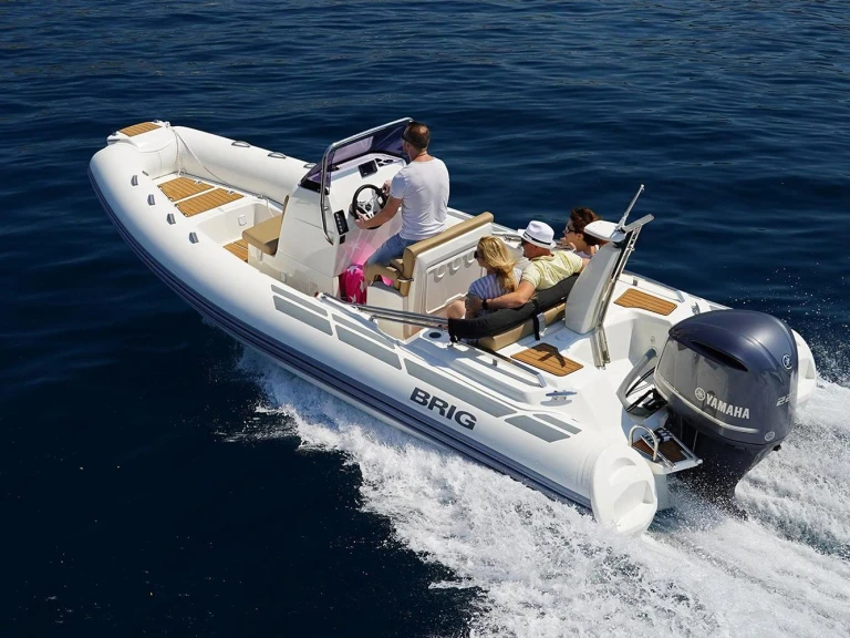 Charter a Brig Eagle 670 in Arzon on Samboat