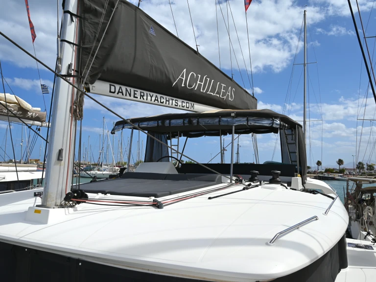 Hire a Lagoon Lagoon 450 F Kíssamos