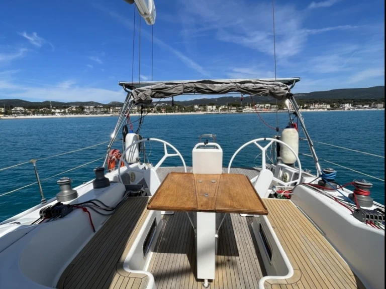 Yacht hire Sporades cheap Hanse 540 E