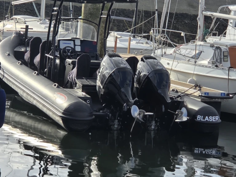 Charter a Searib's SR 8.60 PRO in Arzon on Samboat