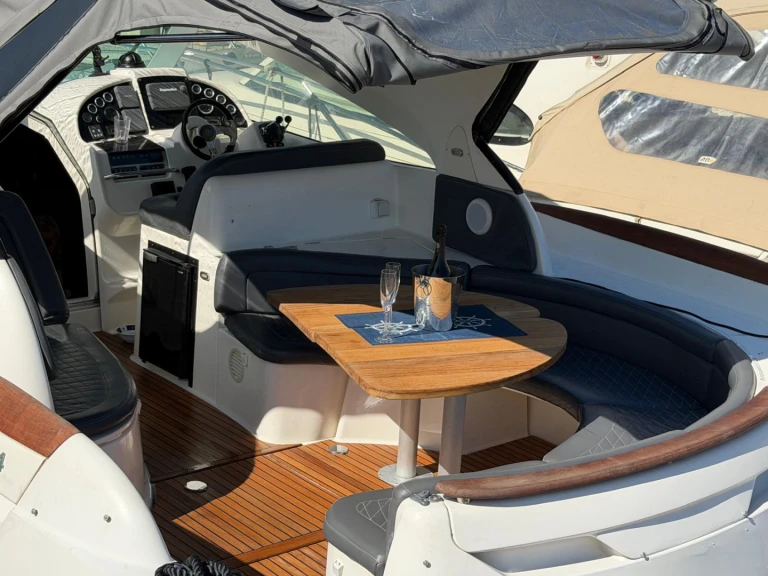 Motorboat hire in Beaulieu-sur-Mer - Jeanneau Prestige 34