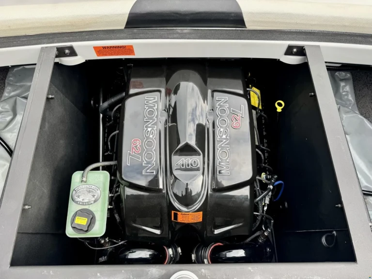 Hire Motorboat with or without skipper Malibu Ouchy