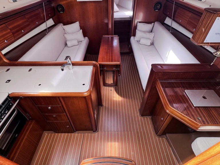 Yacht charter Mahón - Bavaria Bavaria 36 on SamBoat