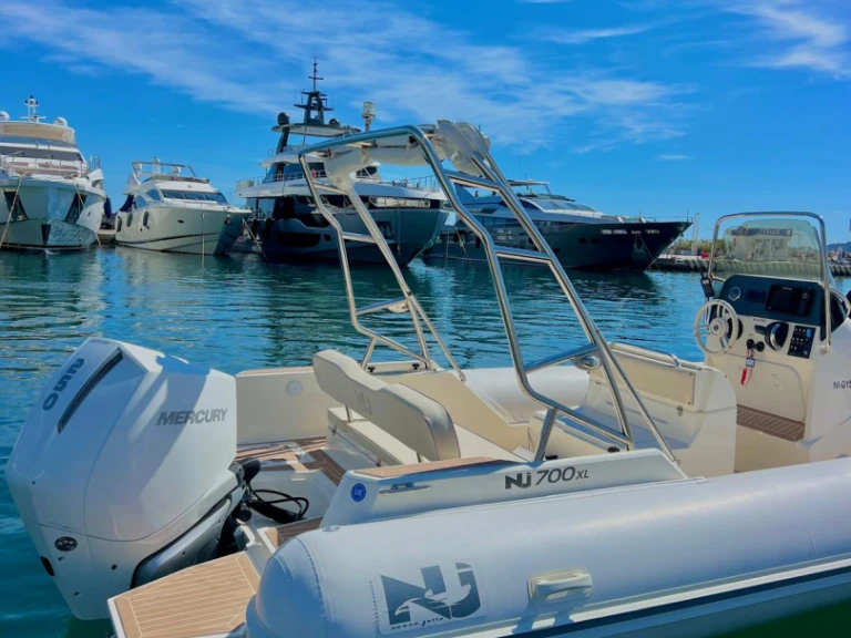 Yacht hire Monaco-Ville cheap NJ 700 XL