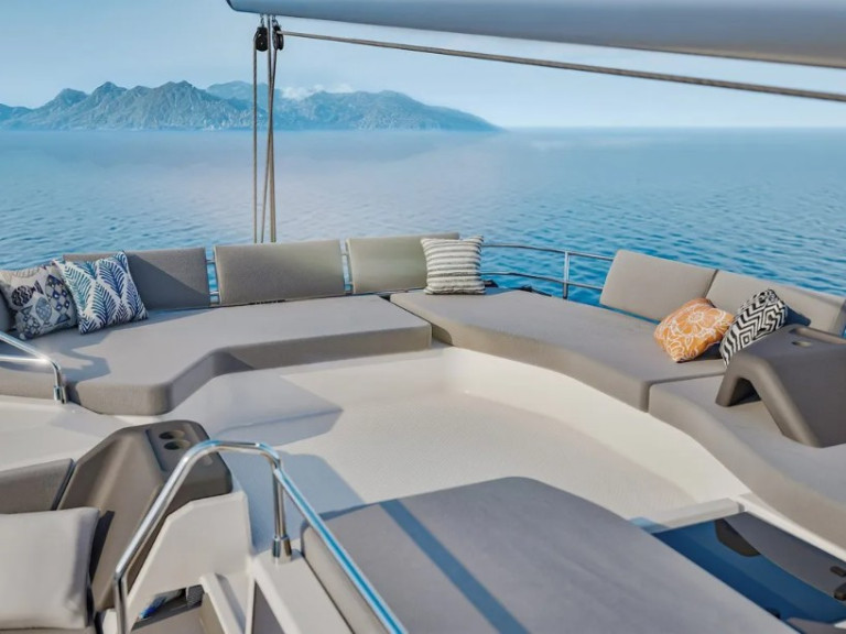 Hire a Fountaine Pajot Fountaine Pajot FP 44 Quatuor - 4 cab. Frenchtown