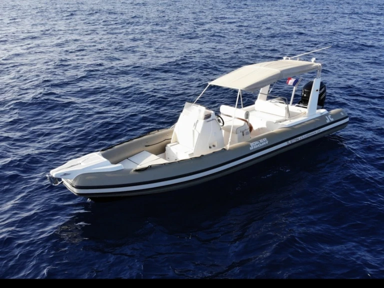 Hire a Joker Boat Clubman 26 Special Grand Piquey
