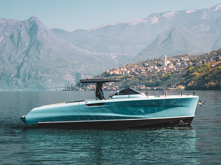 Hire Motorboat with or without skipper Bellini Yacht Palau