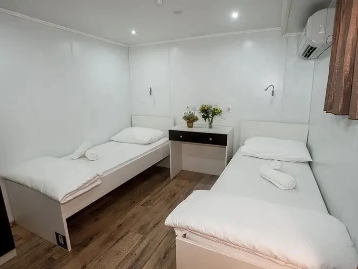 Yacht charter Trogir -  Motoryacht on SamBoat