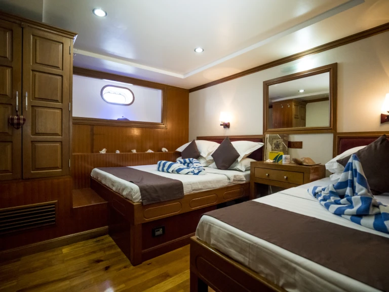 Charter a  Duke of York - Cabin (twin bed) in Hulhumale on Samboat