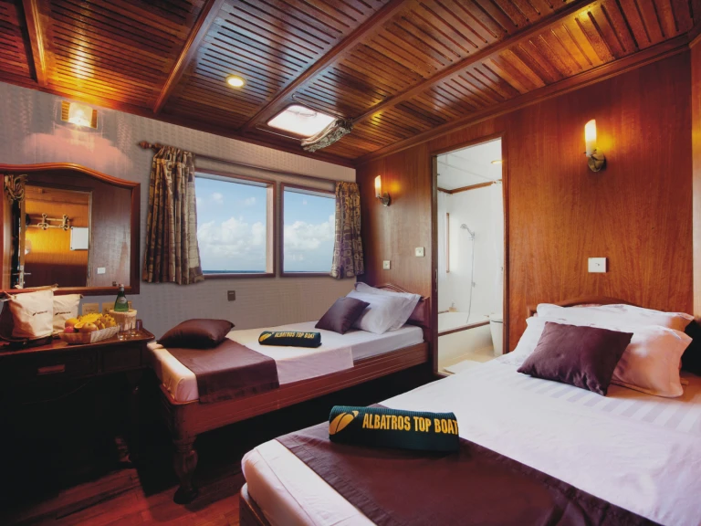 Motorboat hire in Hulhumale -  Conte Max - Cabin (triple-1 double bed + 1 single bed)