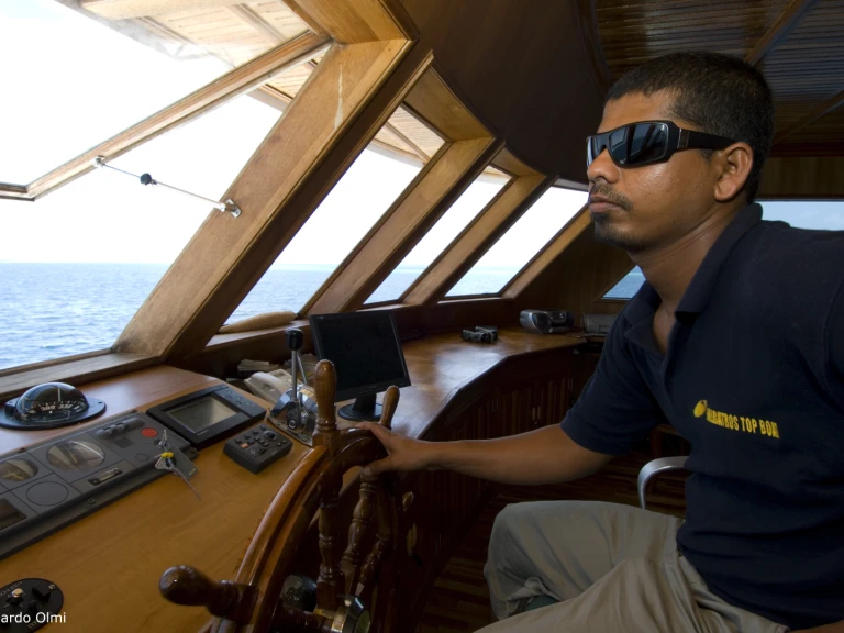 Charter a  Conte Max in Hulhumale on Samboat