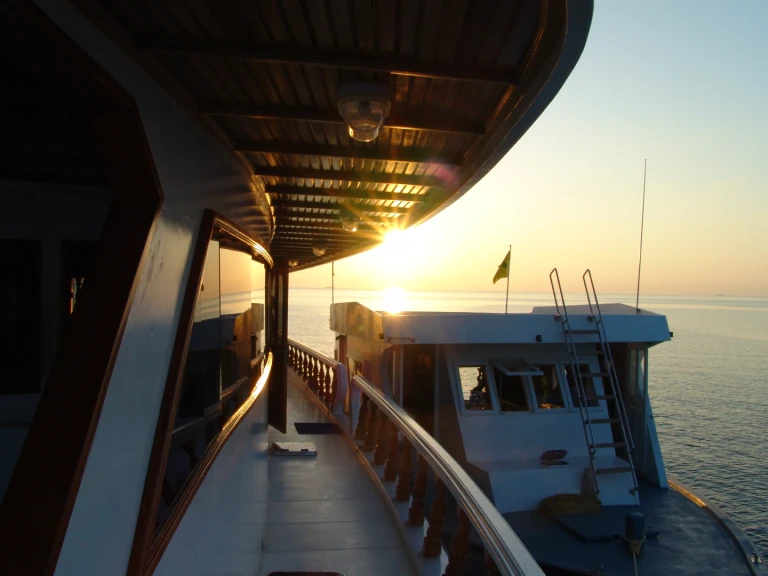 Hire Motorboat with or without skipper  Hulhumale