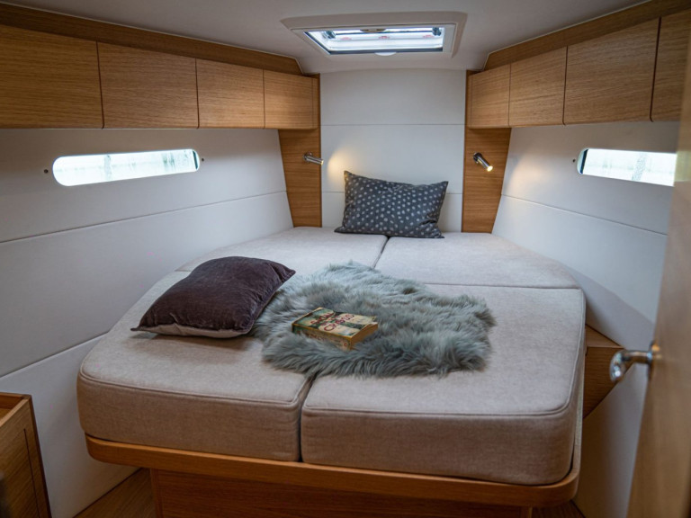 X-Yachts X-Yachts X4.0 charter bareboat or skippered in  Lávrio