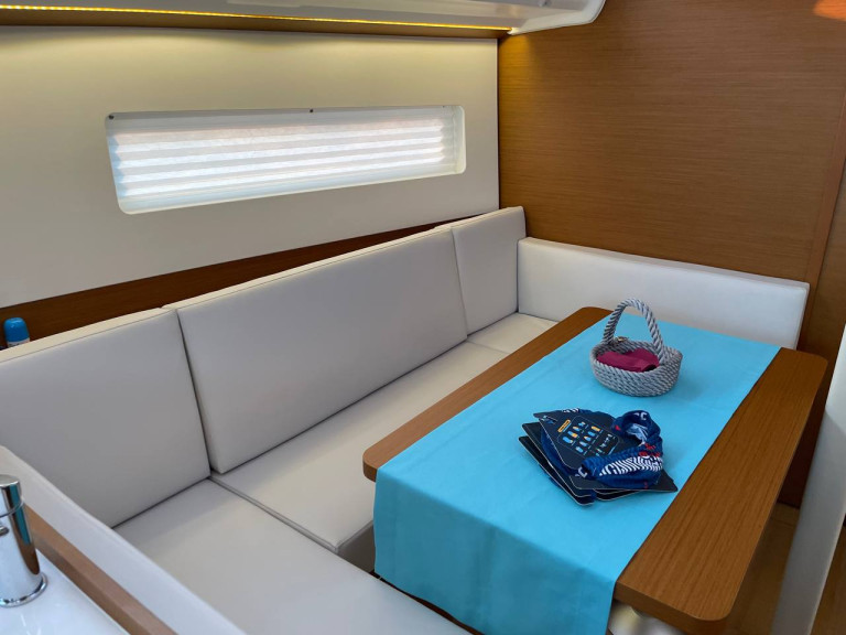 Hire a Jeanneau Sun Odyssey 380 Göcek