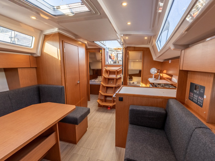 Bavaria Bavaria C38 charter bareboat or skippered in  Kiáto