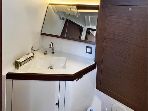 Yacht hire Göcek cheap Oceanis 46.1