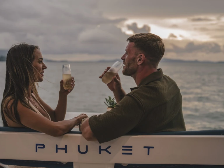 Hire Motorboat with or without skipper Galeon Ko Kaeo (Koh Kaeo)