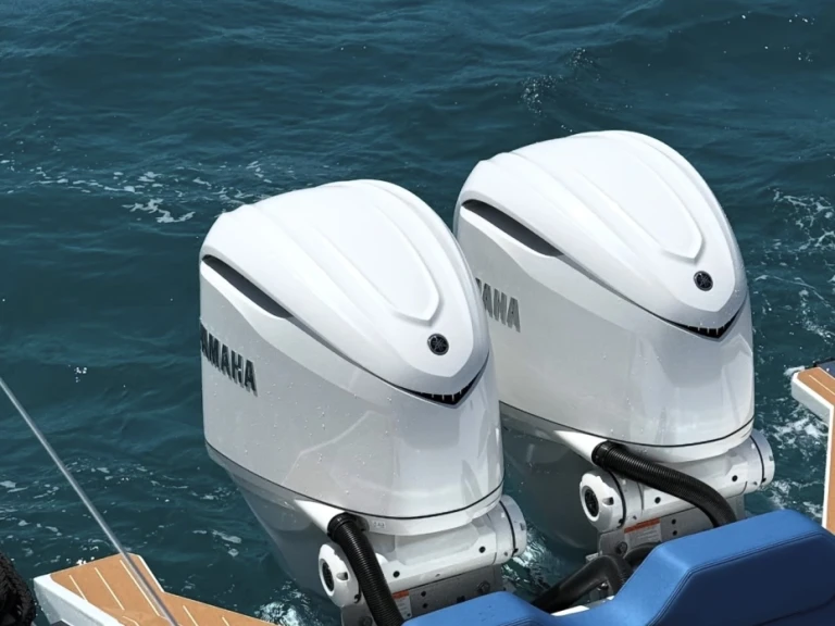 Hire RIB Savage Boats with a boat licence