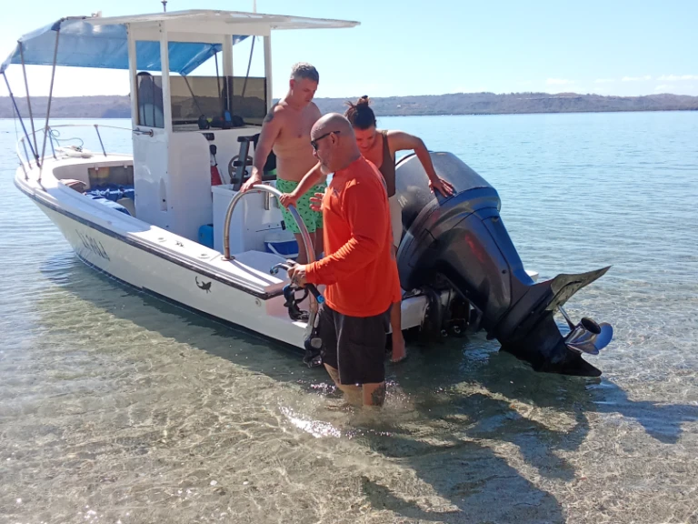 Hire Canal boat with or without skipper Custom Made Guanacaste
