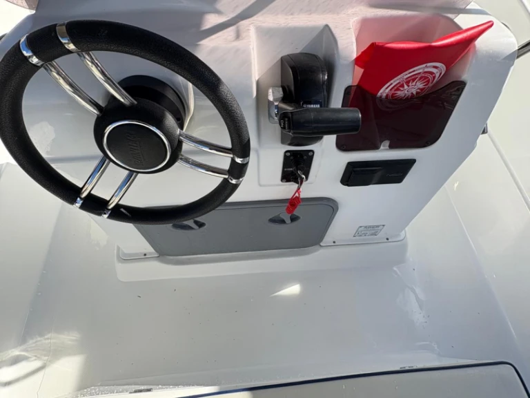 Hire Motorboat with or without skipper Ranieri Tropea