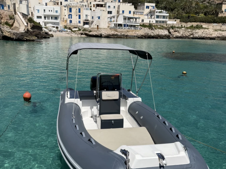 Hire a Noah Noah 5.5 Trapani