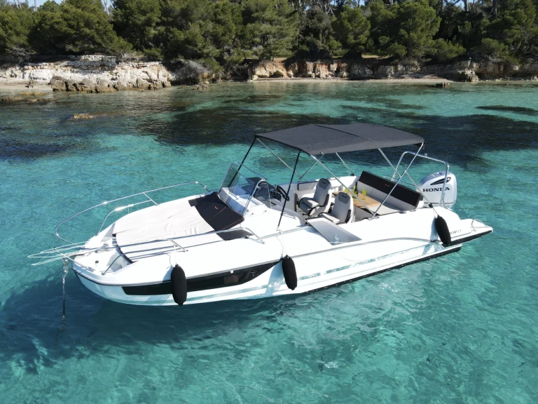 Bénéteau Flyer 7.7 SUNdeck charter bareboat or skippered in  Mandelieu-la-Napoule