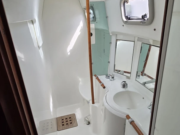 Sailboat hire in Palamós - Bénéteau OCEANIS 40 CC