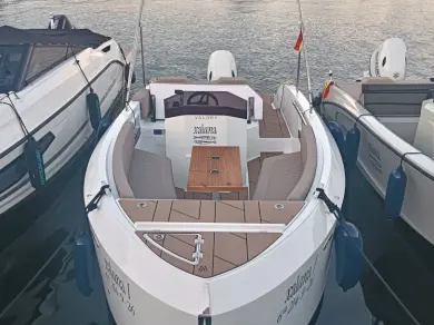 Yacht hire Palma de Mallorca cheap V570 Premium