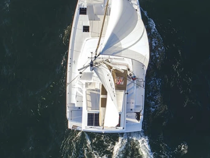 Yacht charter Le Grau-du-Roi - Bali Bali Catspace Voile on SamBoat