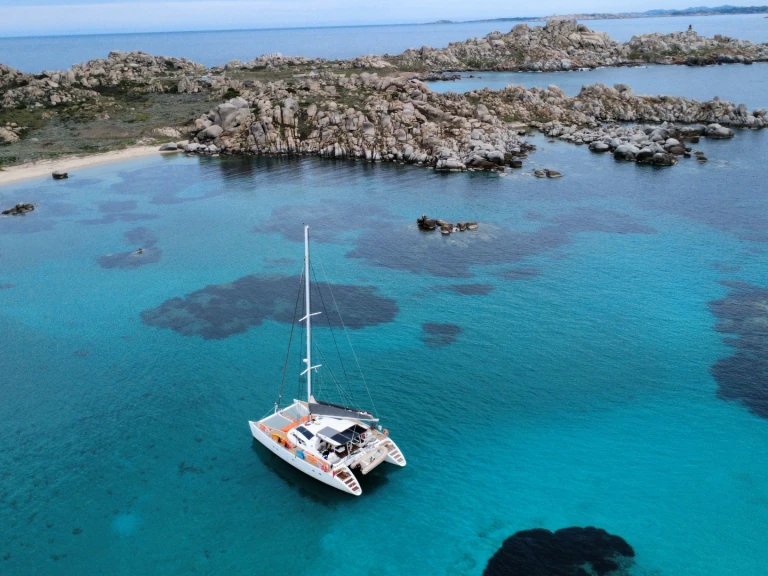 Hire Catamaran Cnb-Bordeaux with a boat licence