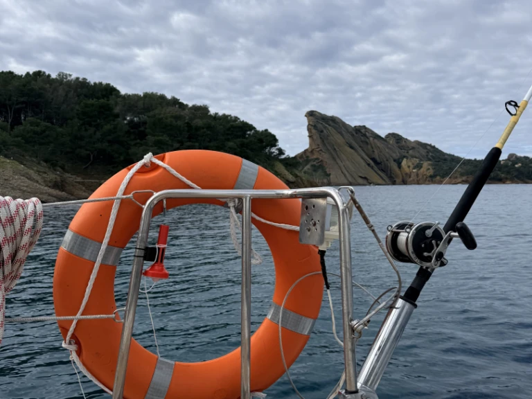 Cnb-Bordeaux lagoon 570 charter bareboat or skippered in  La Ciotat