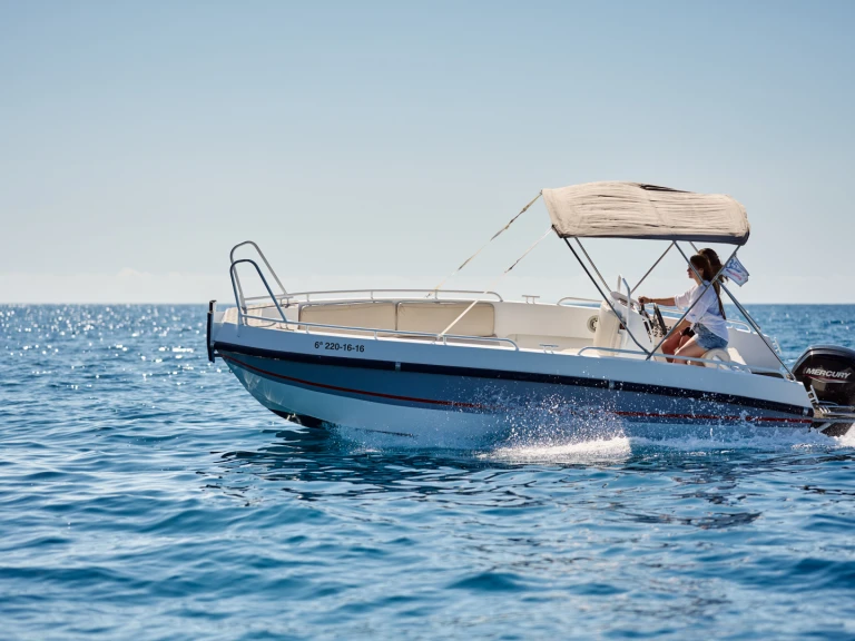 Charter a Gasparet Gasparet 80 in Altea on Samboat