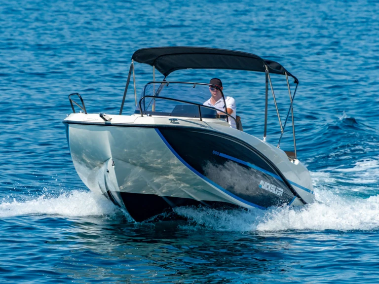 Yacht hire Altea cheap Activ 605 Open