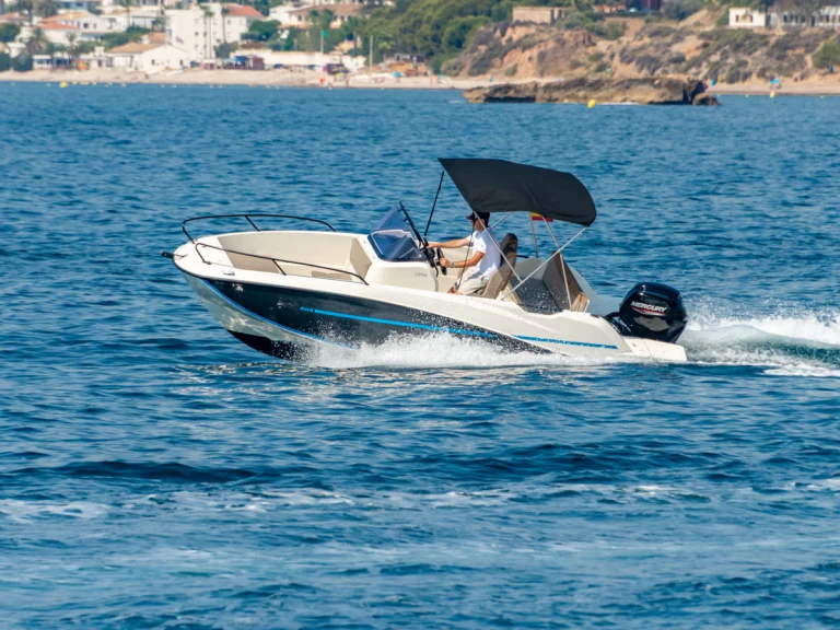 Charter a Quicksilver Activ 605 Open in Altea on Samboat