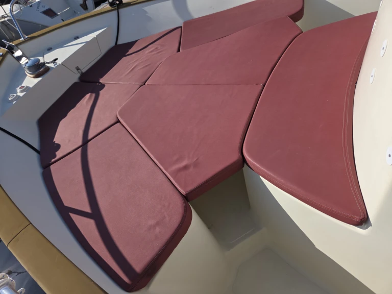 Motorboat hire in Toulon - Rhea Rhea