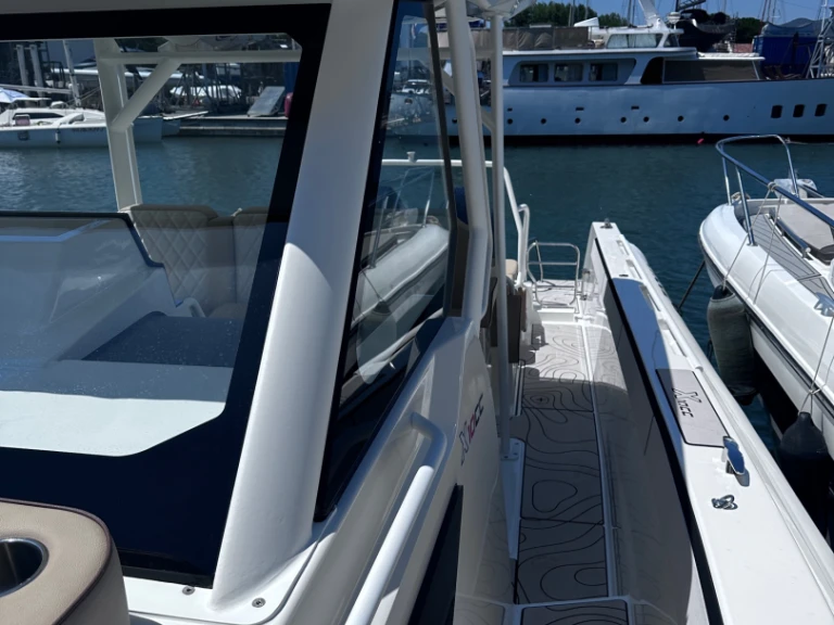 Hire a Zodiac X10CC Cogolin