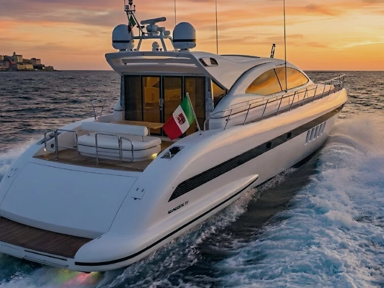 Luxury Yacht hire in Castellammare di Stabia -  Mangusta 72