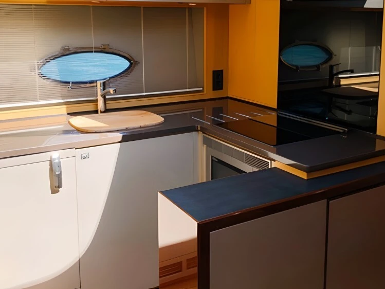 Yacht hire Castellammare di Stabia cheap Princess 52 Fly