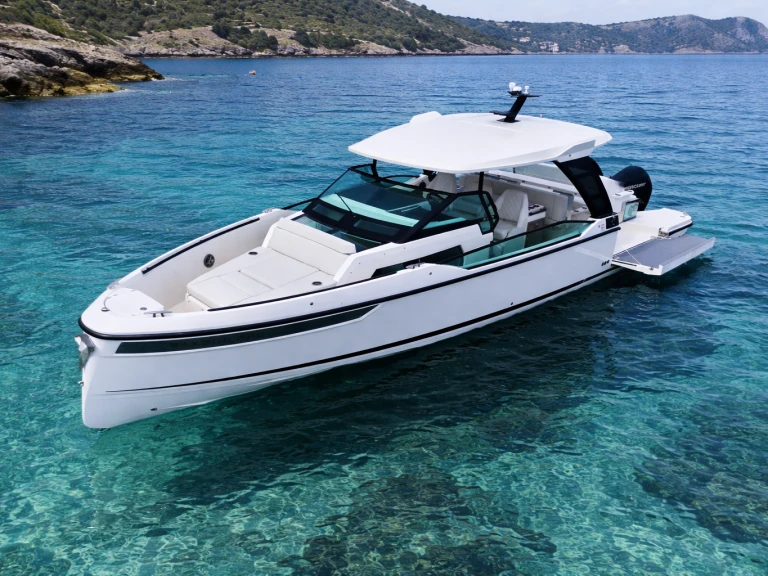 Hire Motorboat Saxdor with a boat licence