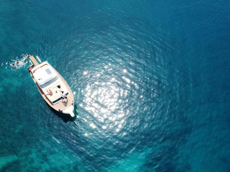 Yacht hire Lefkímmi cheap Commander 31