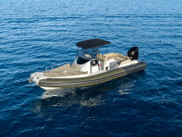 Hire RIB Fanale marine  with a boat licence