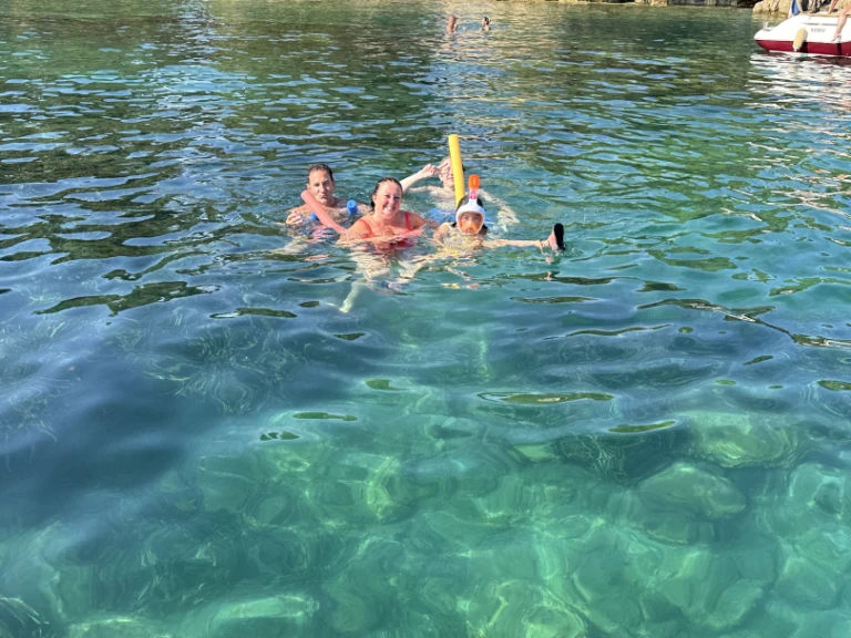 Hire a Quicksilver Activ 755 Sundeck Mandelieu-la-Napoule