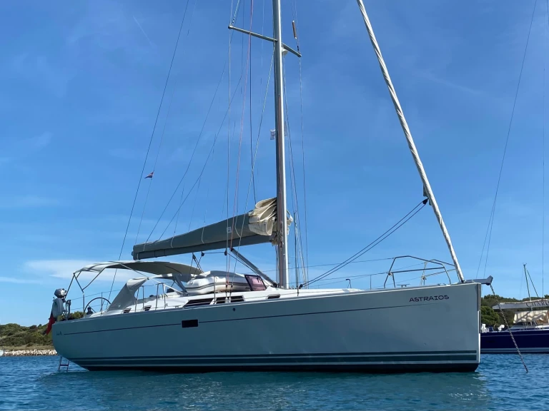 Yacht hire Pula cheap Hanse 430e