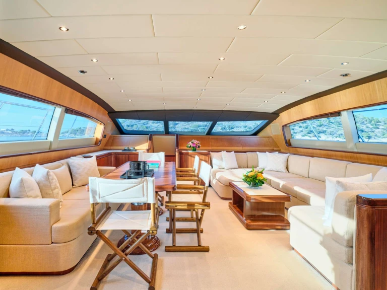 Yacht hire Athens cheap WET PANTHER